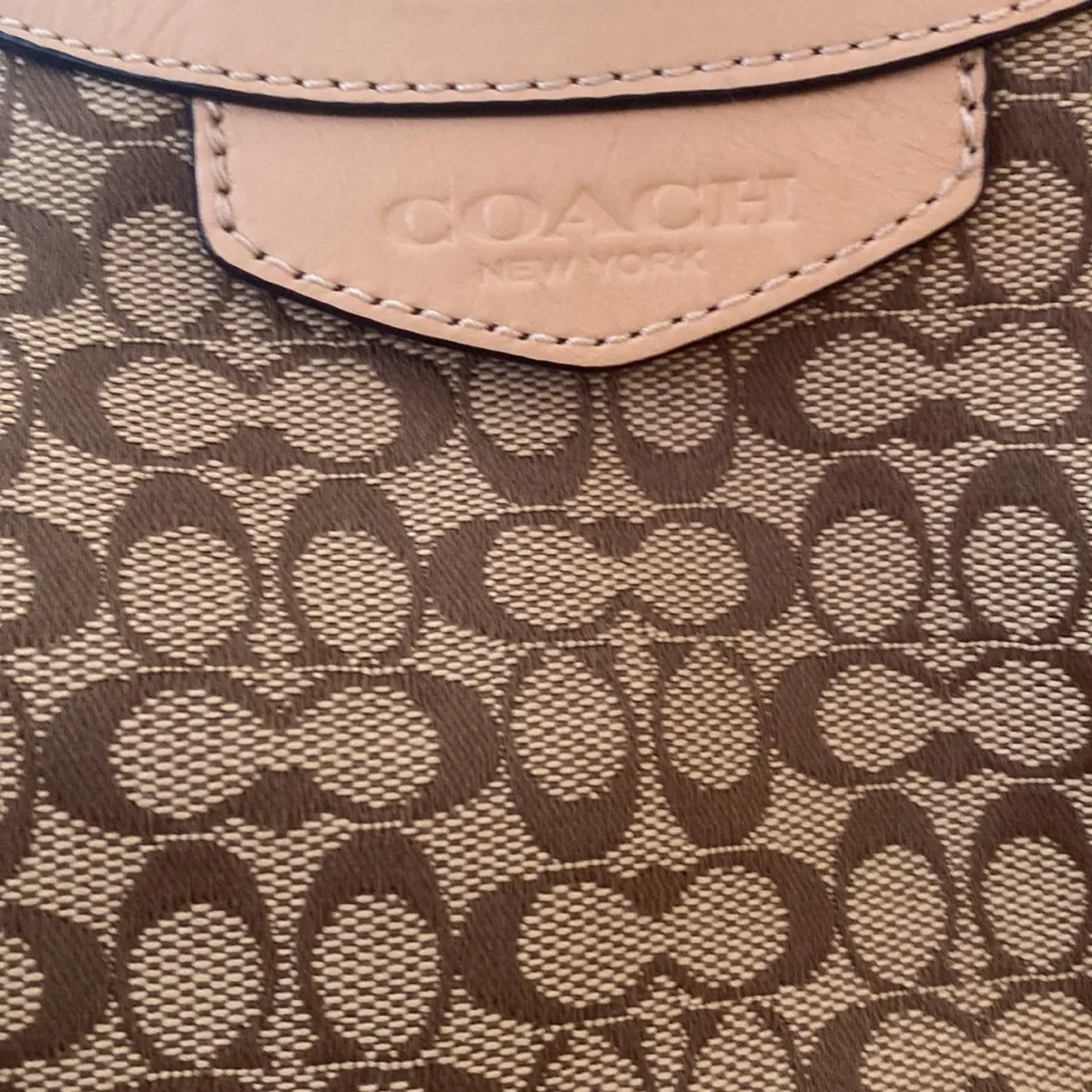 Coach purse. Signature Devin. Brown with blue and yellow stripe. - Picture 3 of 8